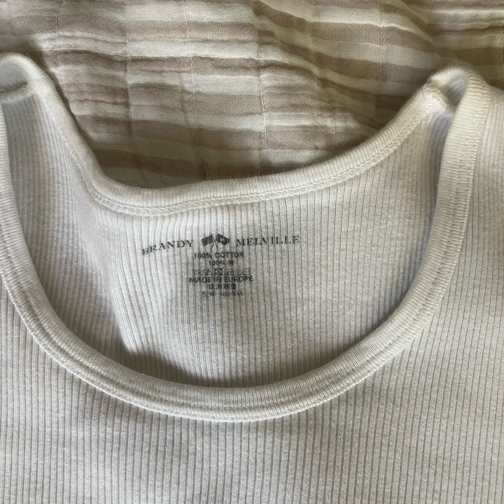 Brandy Melville White Tank - Picture 5 of 6